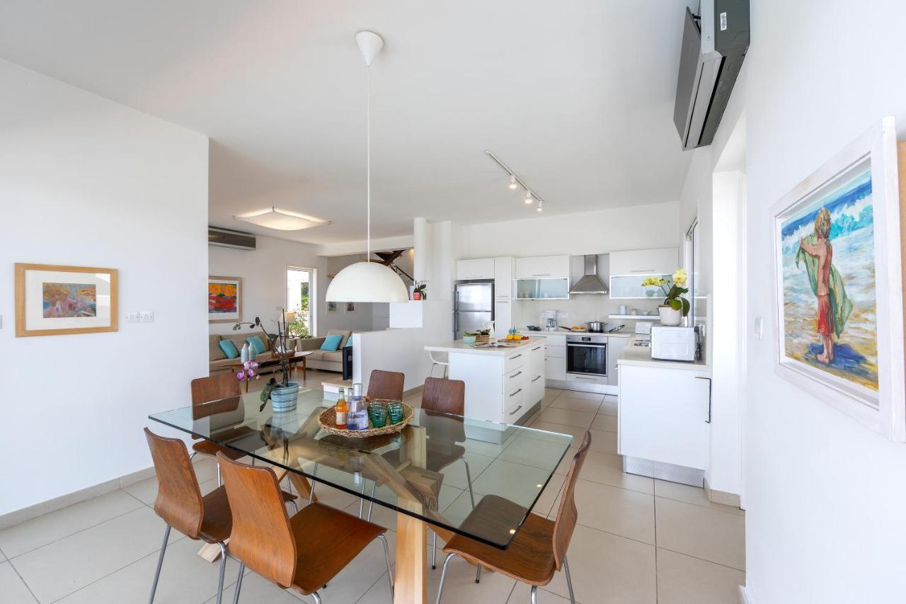 Protaras Beachfront Villa Alia Exterior photo