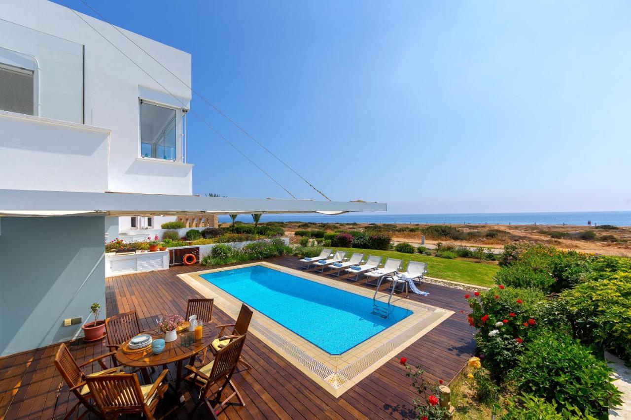 Protaras Beachfront Villa Alia Exterior photo