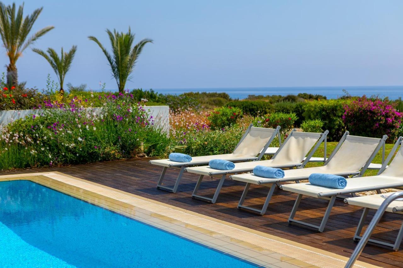 Protaras Beachfront Villa Alia Exterior photo