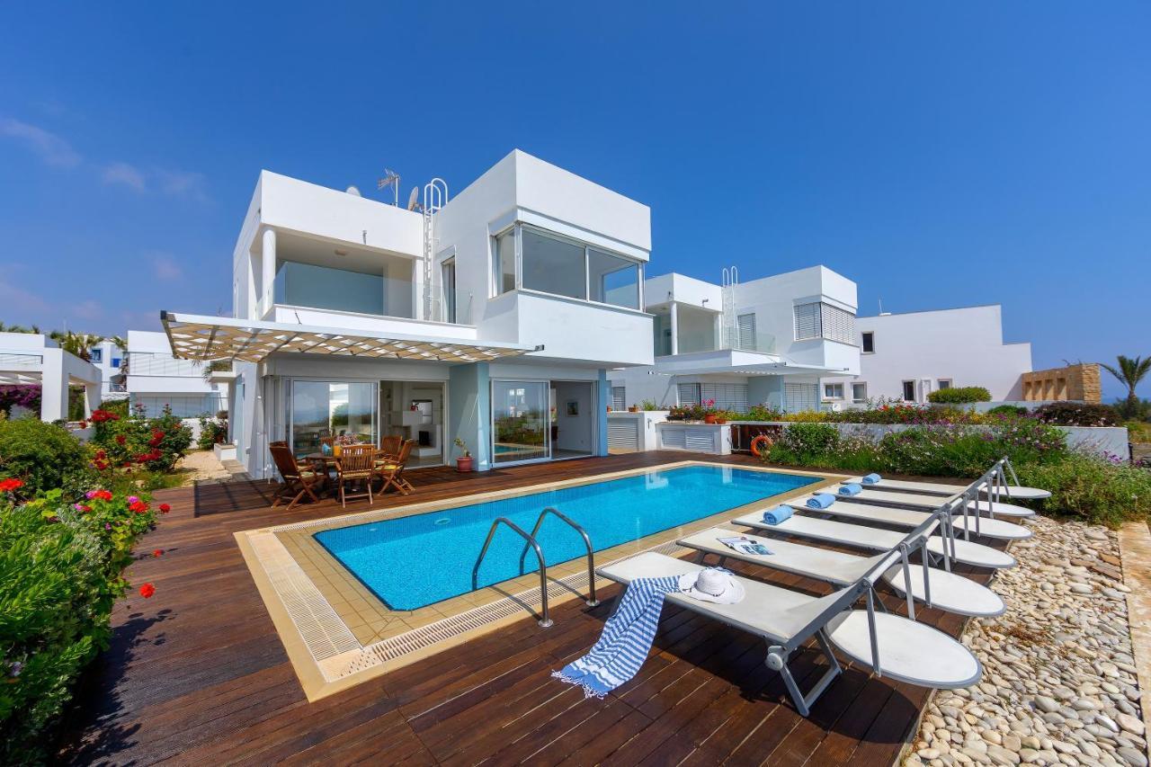 Protaras Beachfront Villa Alia Exterior photo