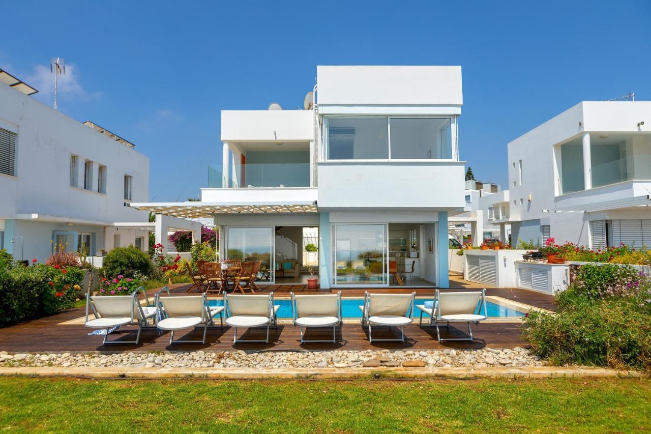 Protaras Beachfront Villa Alia Exterior photo